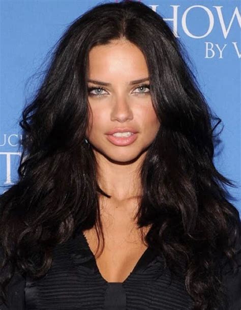 adriana lima haircut|More.